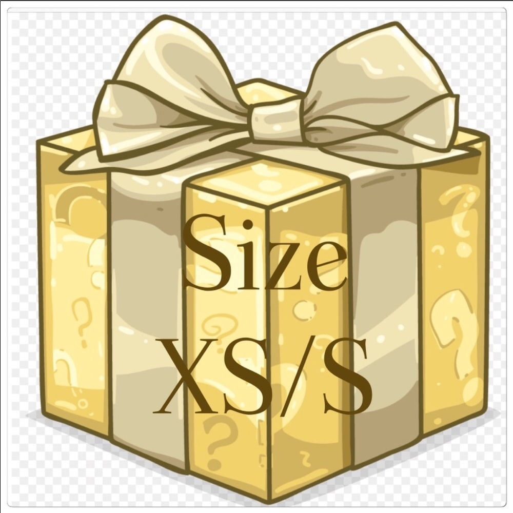 Mystery Box in size S/Xs for 4 items